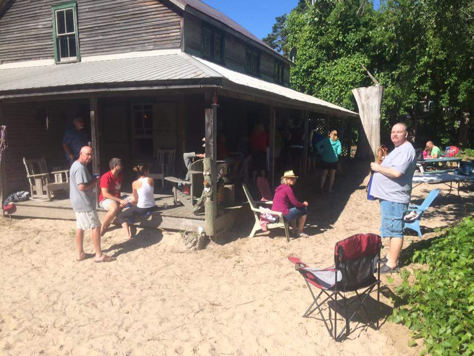 Breakfast on the Beach – Photos