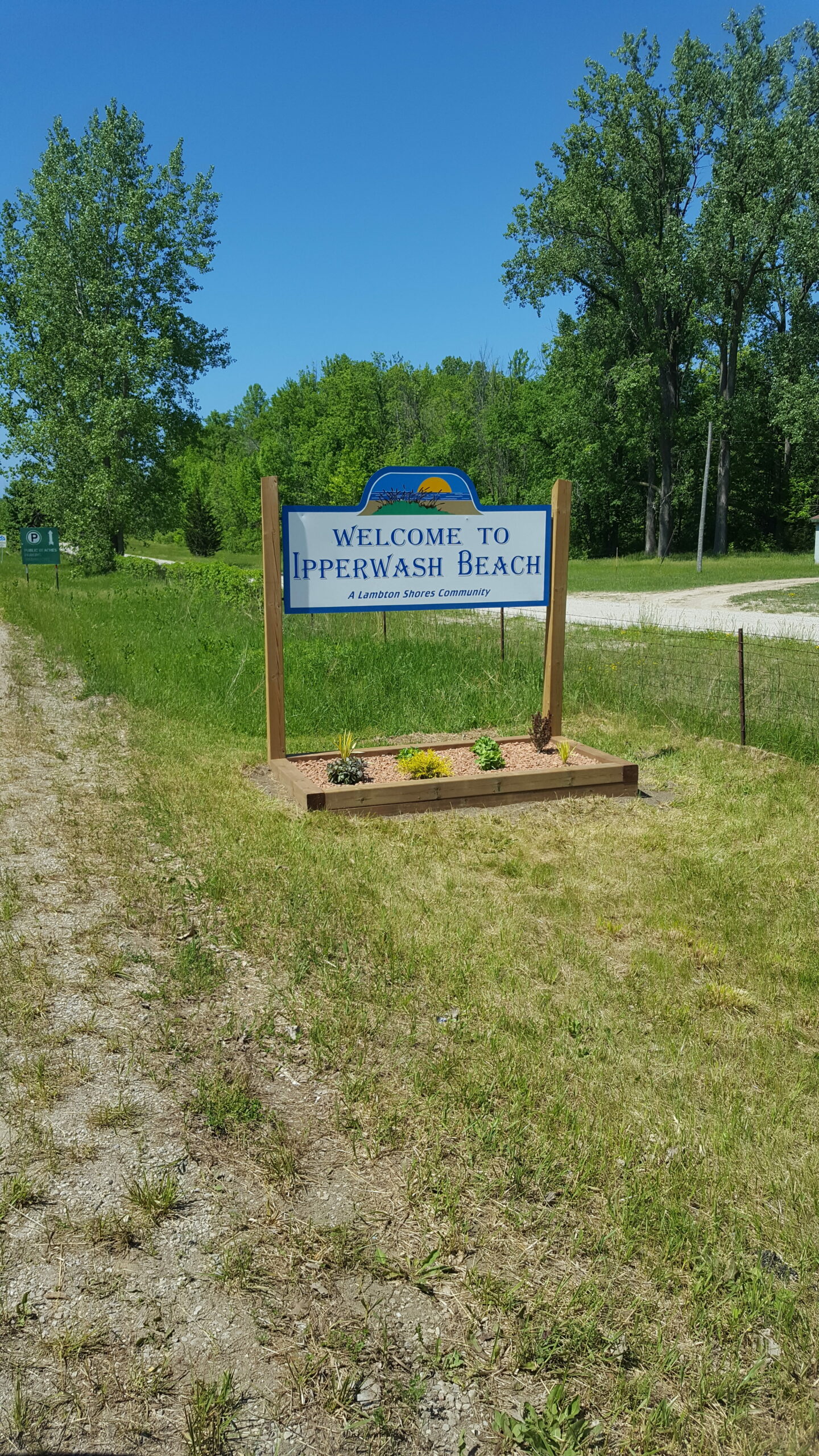 Welcome signs